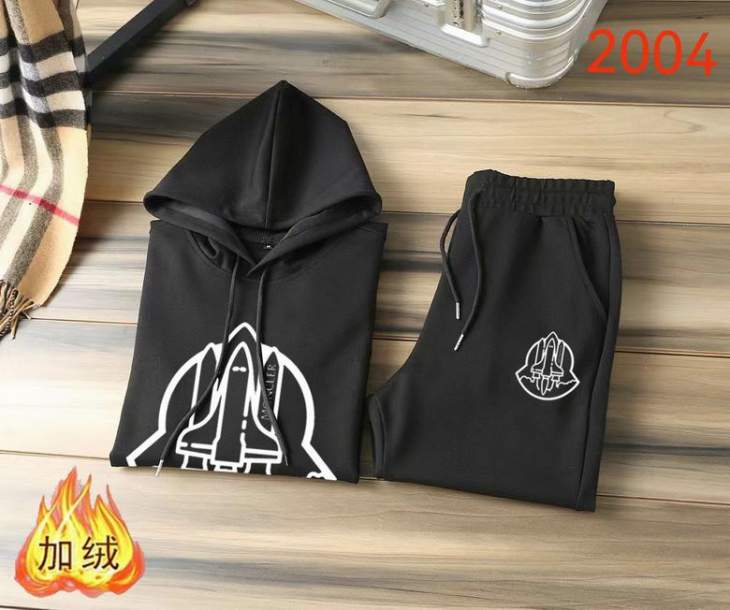 Picture of Moncler Sweater Suits _SKUMonclerm-4xlkdt0541488